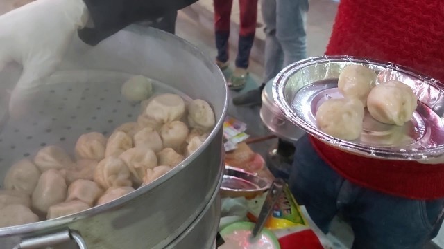 'Delhi/Noida Famous Street Style Steamed Momos -Rs 40/- Only'