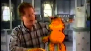 'Alpo Cat Food Commercial with Garfield 1990'