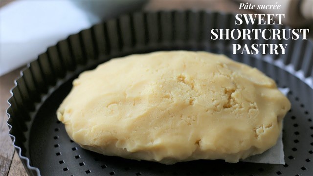 'Shortcrust Pastry Tutorial (using a food processor)'