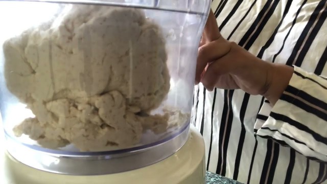 'HOW TO MAKE DOUGH FOR CHAPATI/ROTI IN FOOD PROCESSOR (KENWOOD)/ chopper //PAKISTANI MOM IN UK'