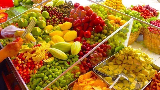 'You have So Many Choices!! Around 30 Kinds of Fruits & 40 Kinds of Khmer Salt are in This One Stall!'