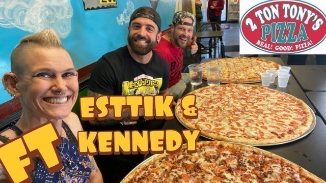 '2 TON TONY’S - FT ESTTIK / KENNEDY - 3 TEAM PIZZAS SOLO - MOM VS FOOD'