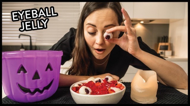 'SPOOKY EYEBALL JELLY RECIPE | Halloween Party Food Ideas | Le Bon Baker'