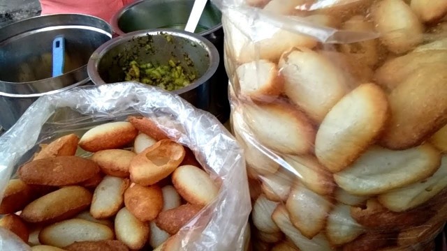 'Tasty Sooji Pani Puri (Golgappa/Puchka) with Green Water | Kolkata Street Food | Indian Street Food'