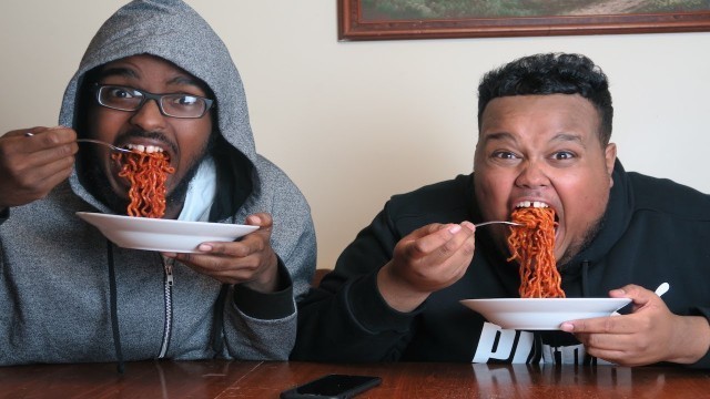 'EXTREME SPICY RAMEN NOODLES CHALLENGE!!'